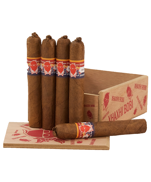 Cigars_0005_XHAXHI-Bobi-Red-El-Licenciado