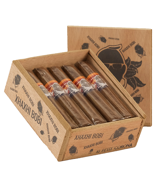 Cigars_0008_XHAXHI-Bobi-Gris-Petit-Corona